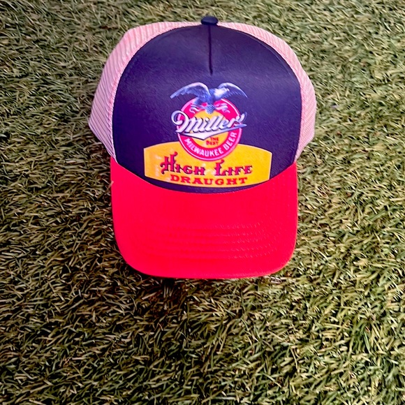 Miller beer cap - Picture 1 of 1